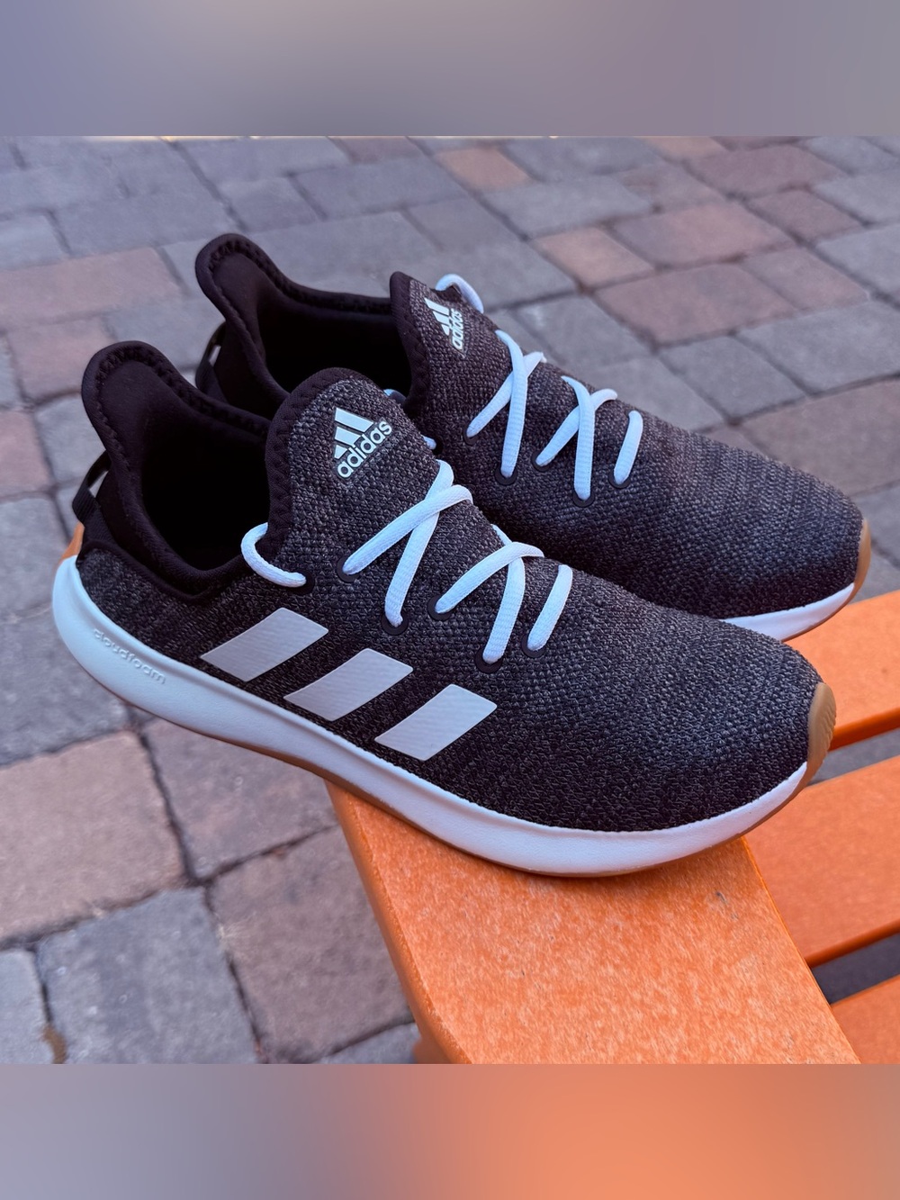Women’s Adidas Cloudfoam Athletic Sneakers US Sz 9.5 Pure Black White Gum IG2530